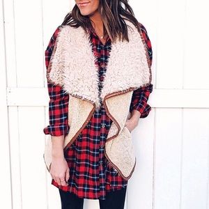 NWOT Pink Lily Boutique Vest & Tunic